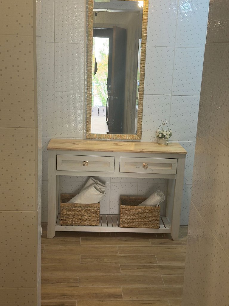 Refugio Adobe Mountain Lodge