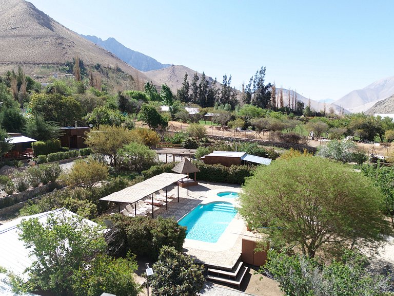 Refugio Adobe Mountain Lodge